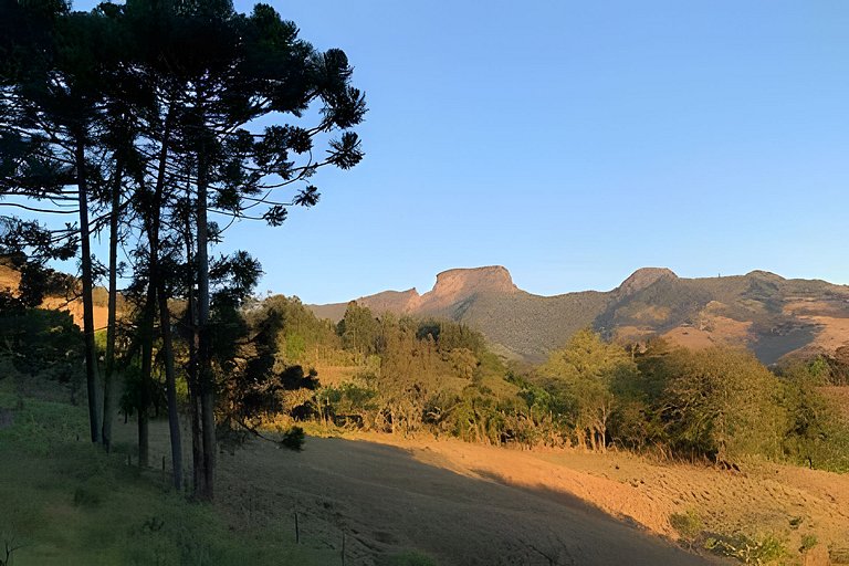Gorjeios da Mantiqueira - hospedagem em São Bento do Sapucai